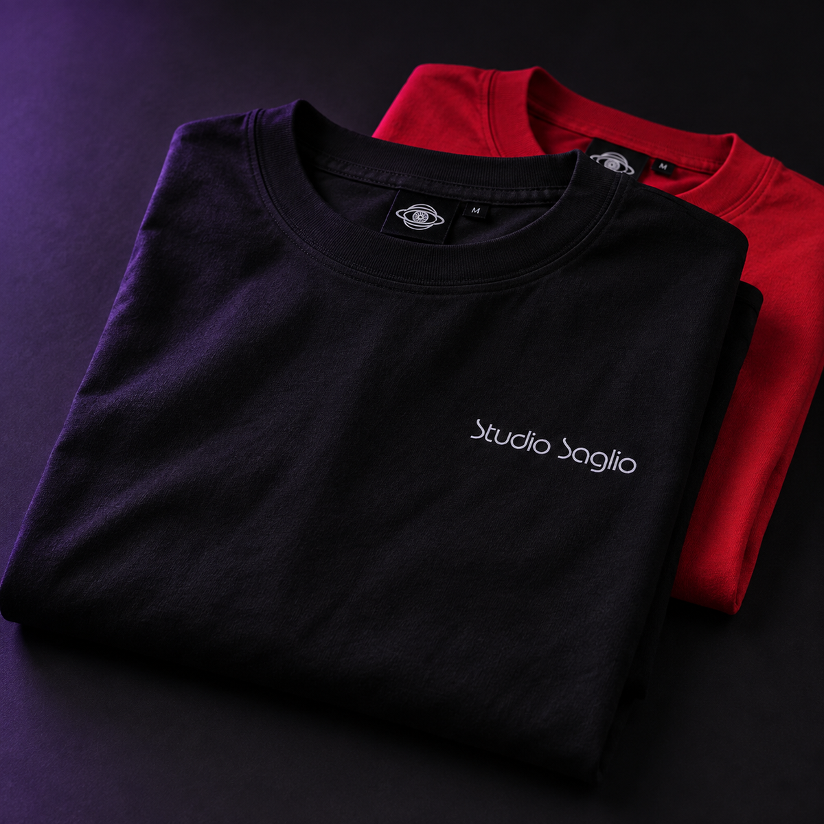 T-shirt noir STUDIO SAGLIO, vue rapprochée de face